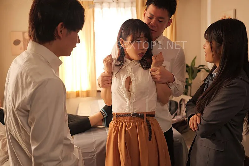 Không ưa má kế, bé gái gọi bạn học về nhà cưỡng hiếp